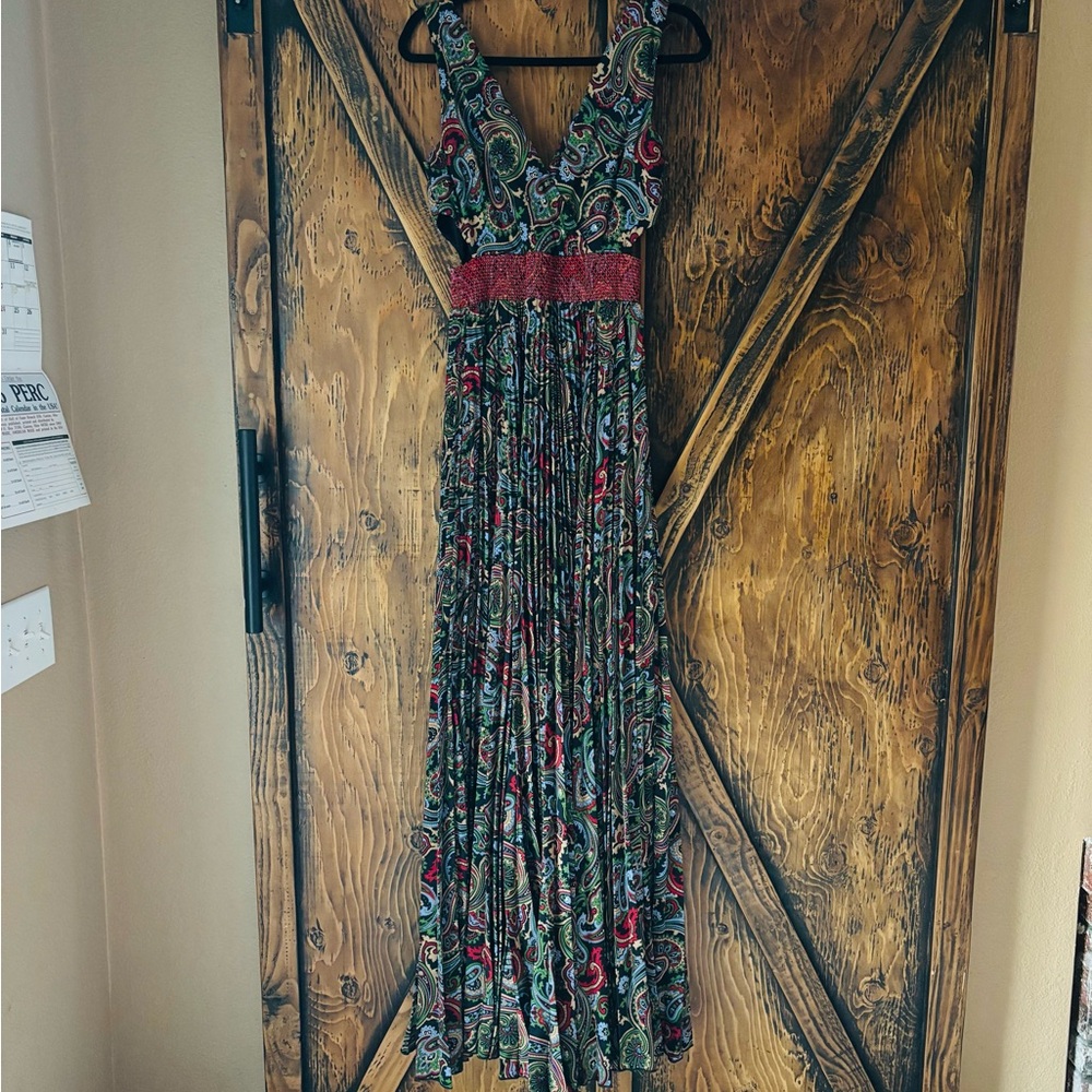 Va Va Voom Vibrant Paisley Maxi Dress